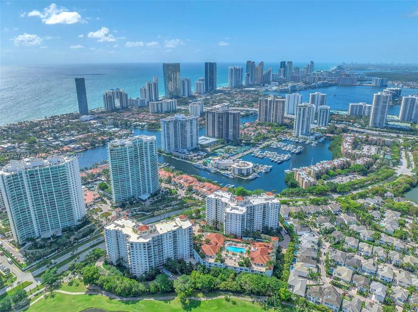 Picture of 20000 E Country Club Dr # 212, Aventura FL 33180