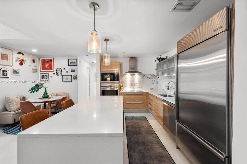Picture of 2020 N Bayshore Dr, Miami FL 33137