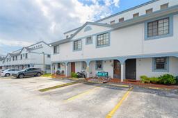 Picture of 12055 SW 18Th St # 43, Miami, FL 33175
