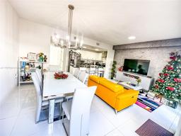 Picture of 14467 SW 260Th St # 14467, Homestead, FL 33032