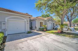Picture of 4266 SW 10Th Pl # 4266, Deerfield Beach, FL 33442