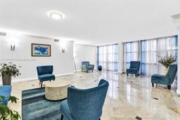 Picture of 1000 Parkview Dr # 604, Hallandale Beach, FL 33009