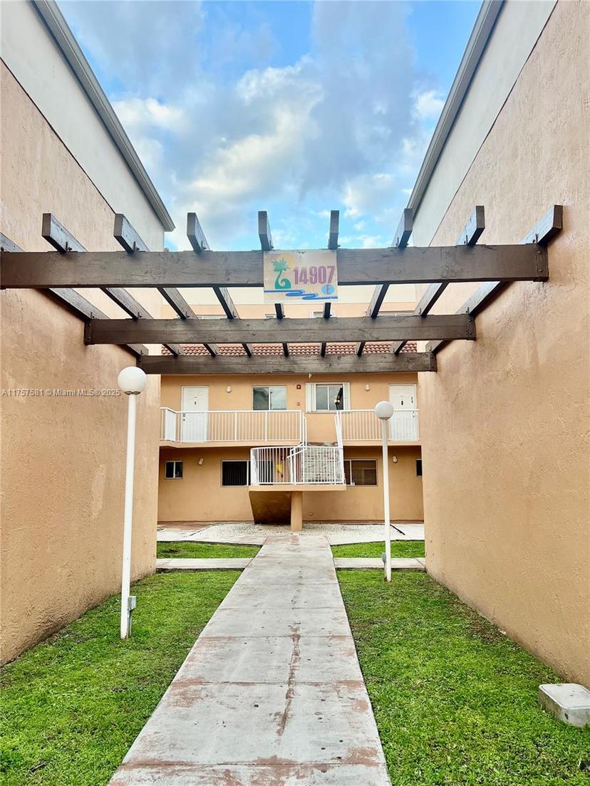 Picture of 14907 SW 80Th St # 204, Miami FL 33193