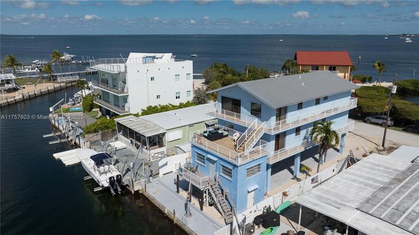 Picture of 1652 Churchill Downs, Key Largo FL 33037
