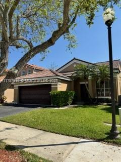 Picture of 959 Falling Water Rd, Weston FL 33326