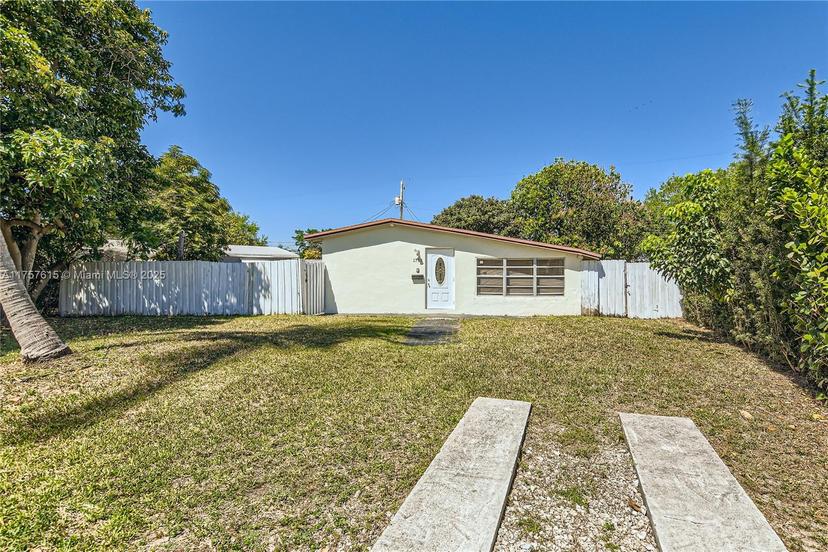 Picture of 1753 NE 178Th St, North Miami Beach FL 33162