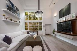 Picture of 920 NE 16Th Ter # 3, Fort Lauderdale, FL 33304