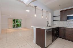 Picture of 11905 NE 2Nd Ave # C317, North Miami, FL 33161