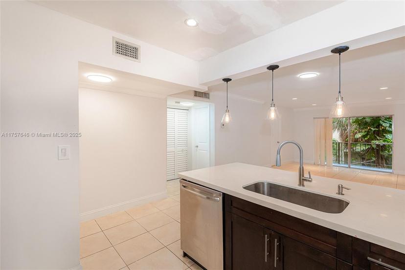 Picture of 11905 NE 2Nd Ave # C317, North Miami FL 33161
