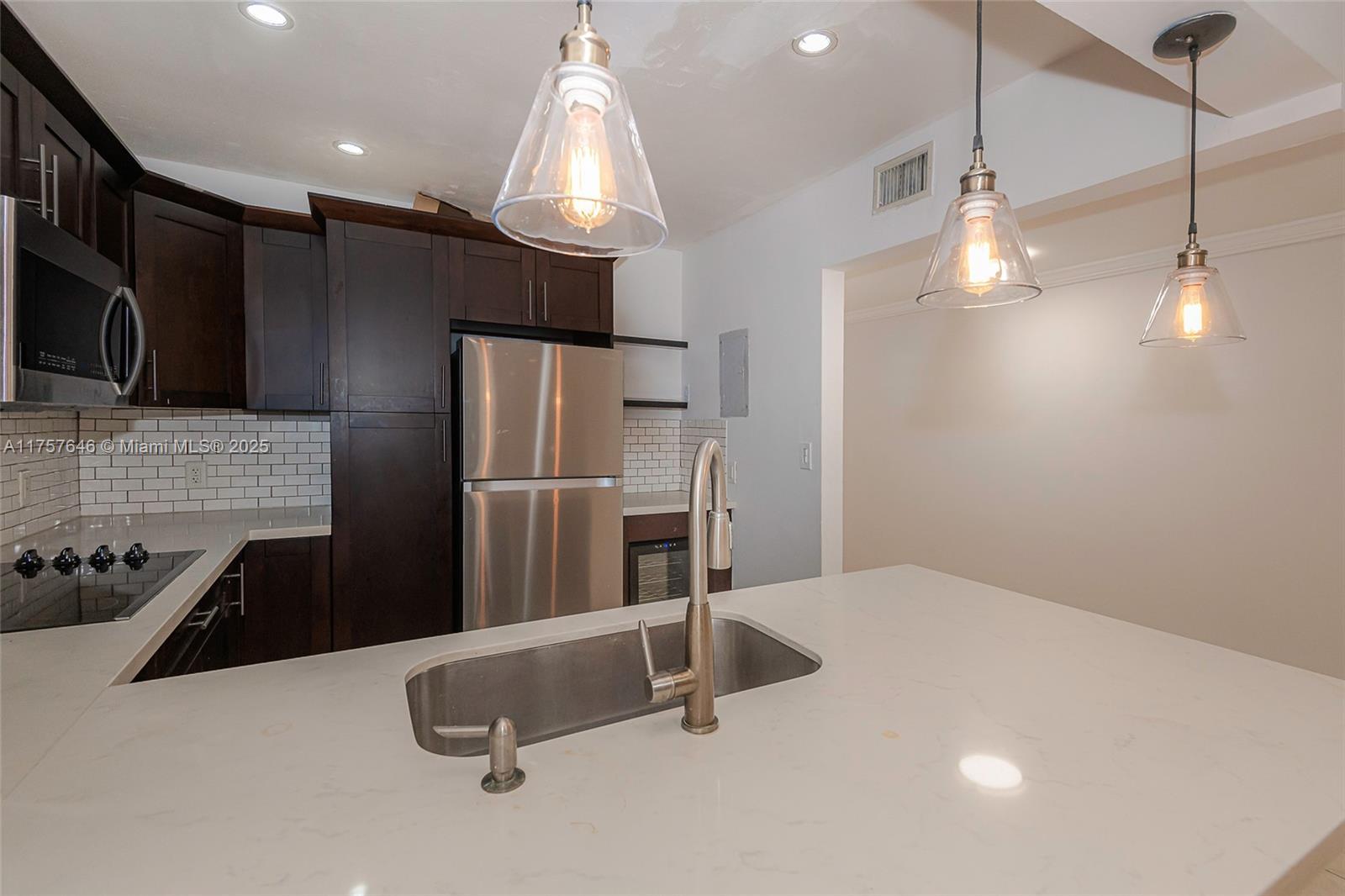 Picture of 11905 NE 2Nd Ave # C317, North Miami, FL 33161