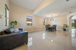 Picture of 735 SE 35Th Ter, Homestead, FL 33033