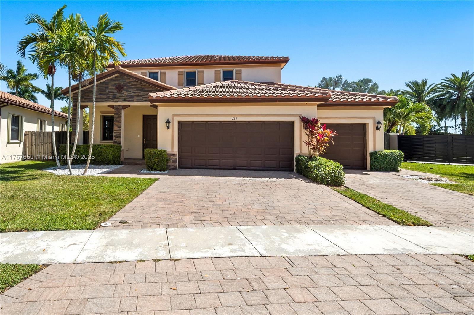 Picture of 735 SE 35Th Ter, Homestead, FL 33033