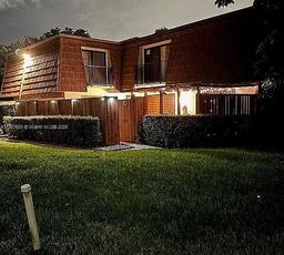 Picture of 9111C SW 20Th St, Davie, FL 33324