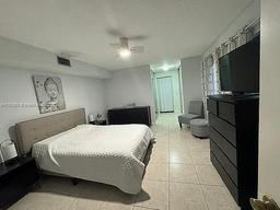 Picture of 9111C SW 20Th St, Davie, FL 33324