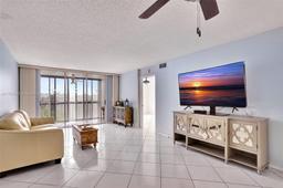 Picture of 7520 N Devon Dr, Tamarac, FL 33321