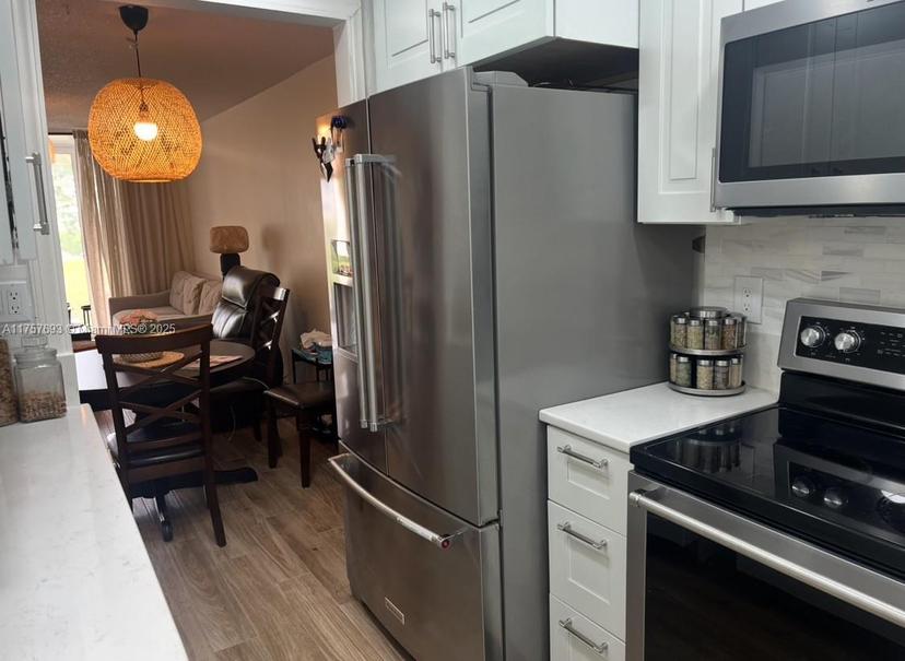 Picture of 3051 E Sunrise Lakes Dr # 101, Sunrise FL 33322