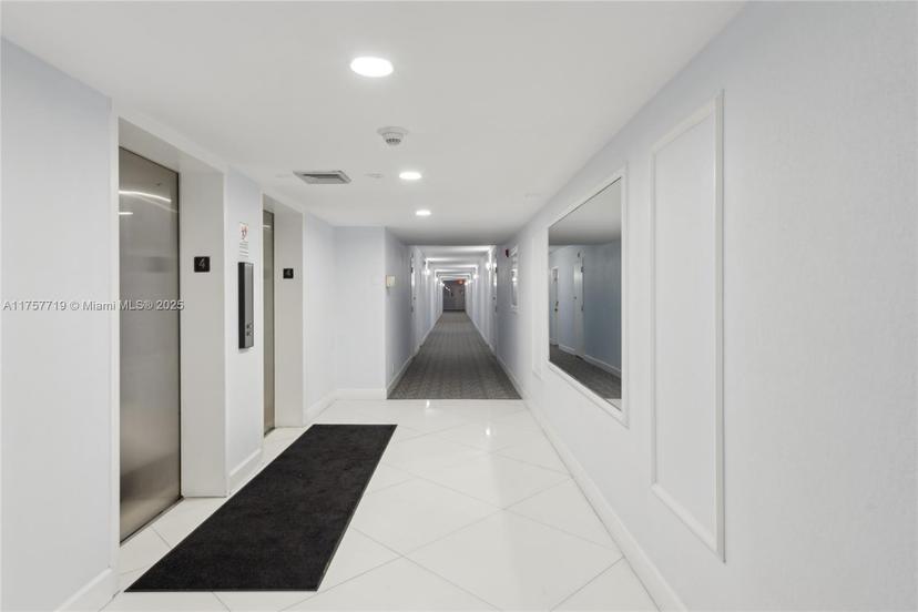 Picture of 1236 Hillsboro Mile # 403, Hillsboro Beach FL 33062