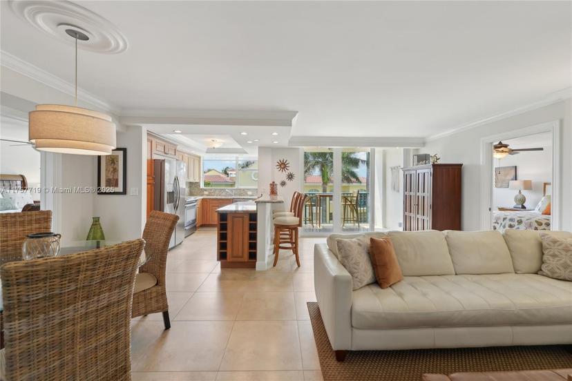 Picture of 1236 Hillsboro Mile # 403, Hillsboro Beach FL 33062