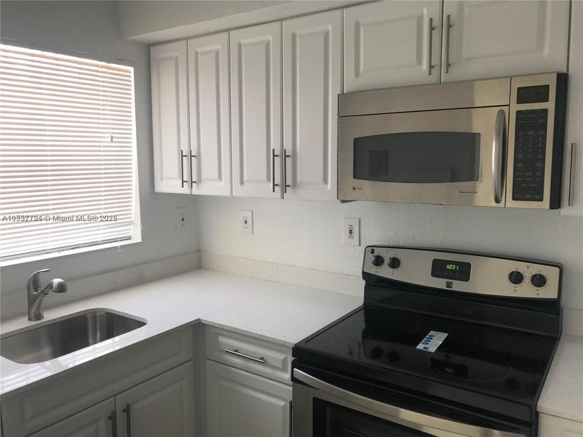 Picture of 8463 NW 4Th Ct # 8463, Miami FL 33150