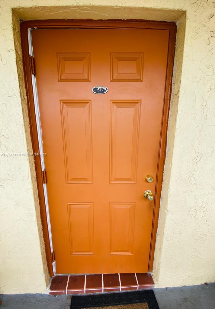 Picture of 3777 NW 78Th Ave # 5E, Davie FL 33024