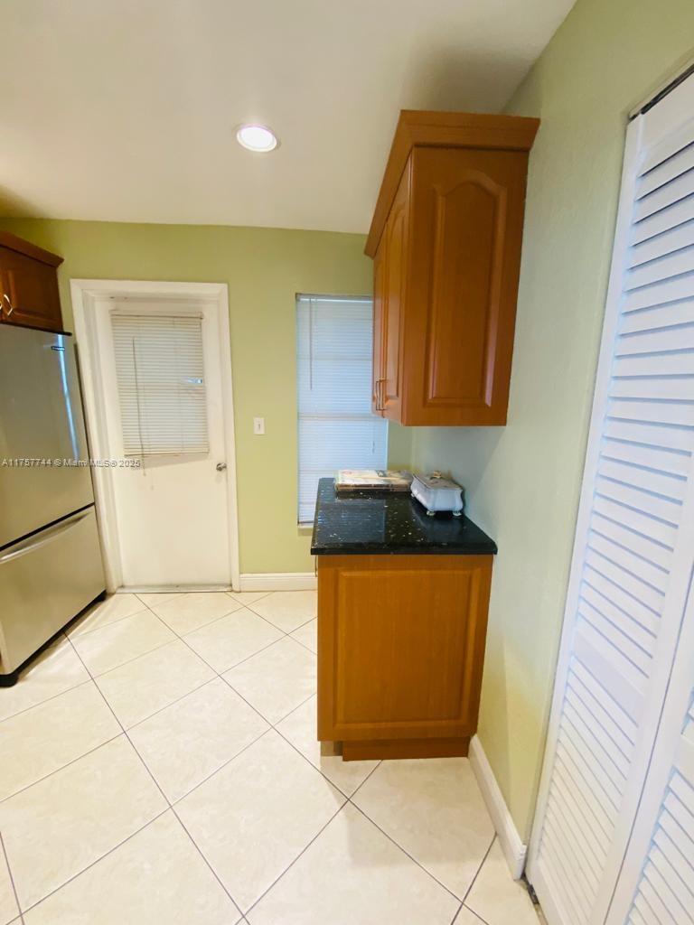 Picture of 3777 NW 78Th Ave # 5E, Davie FL 33024