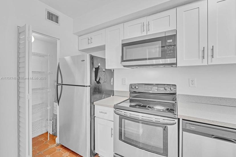 Picture of 205 NW 84Th St # 205, Miami FL 33150