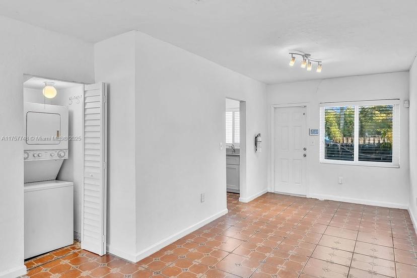 Picture of 205 NW 84Th St # 205, Miami FL 33150
