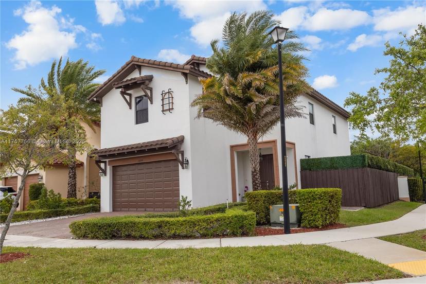 Picture of 8774 NW 103Rd Ave, Doral FL 33178