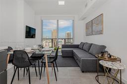 Picture of 227 NE 2Nd St # 1805, Miami, FL 33132