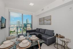 Picture of 227 NE 2Nd St # 1805, Miami, FL 33132