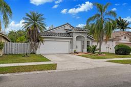 Picture of 251 SW 203Rd Ave, Pembroke Pines, FL 33029