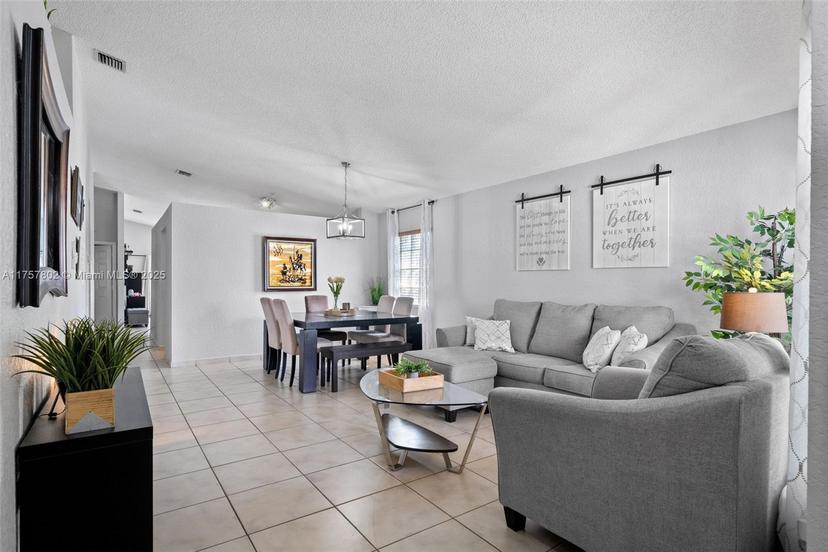 Picture of 251 SW 203Rd Ave, Pembroke Pines FL 33029