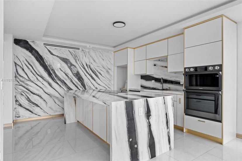 Picture of 3370 Hidden Bay Dr # 3311, Aventura FL 33180
