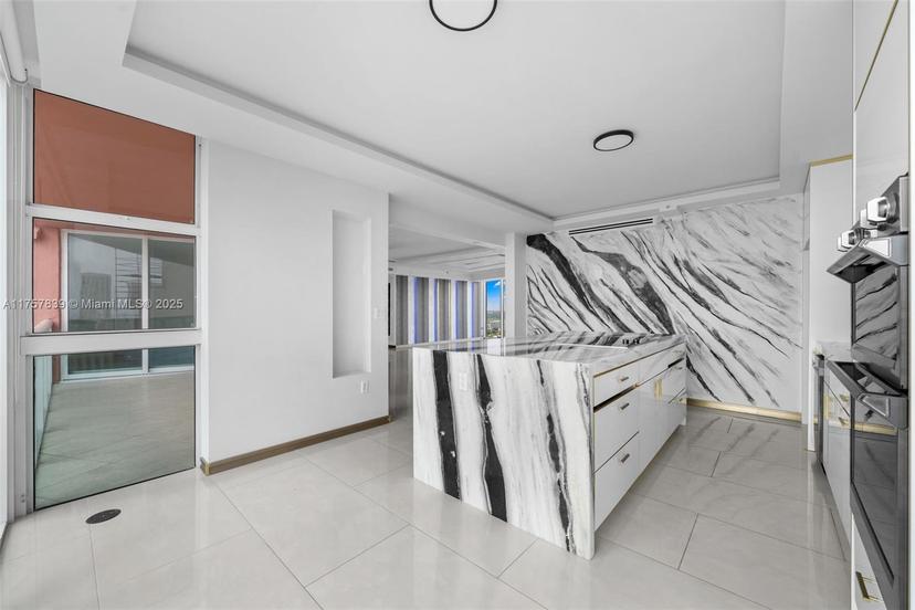 Picture of 3370 Hidden Bay Dr # 3311, Aventura FL 33180