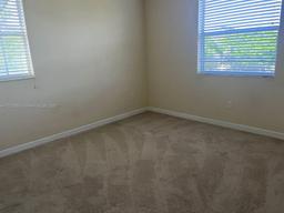 Picture of 134 SE 28Th Ter # 21, Homestead, FL 33033