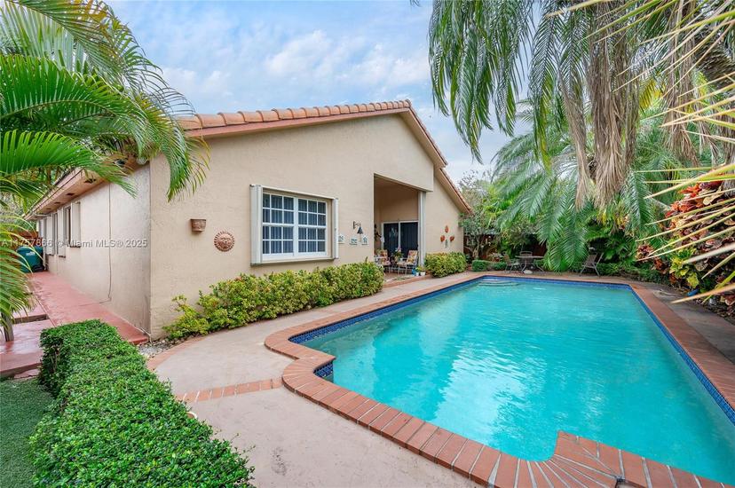 Picture of 9418 SW 166Th Ct, Miami FL 33196
