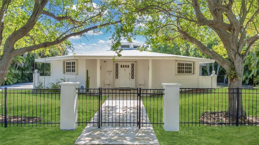 Picture of 6320 SW 144Th St, Coral Gables FL 33158