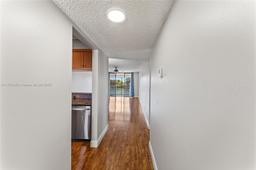 Picture of 11344 Taft St # 11344, Pembroke Pines, FL 33026