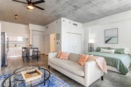 Picture of 133 NE 2Nd Ave # 1703, Miami, FL 33132