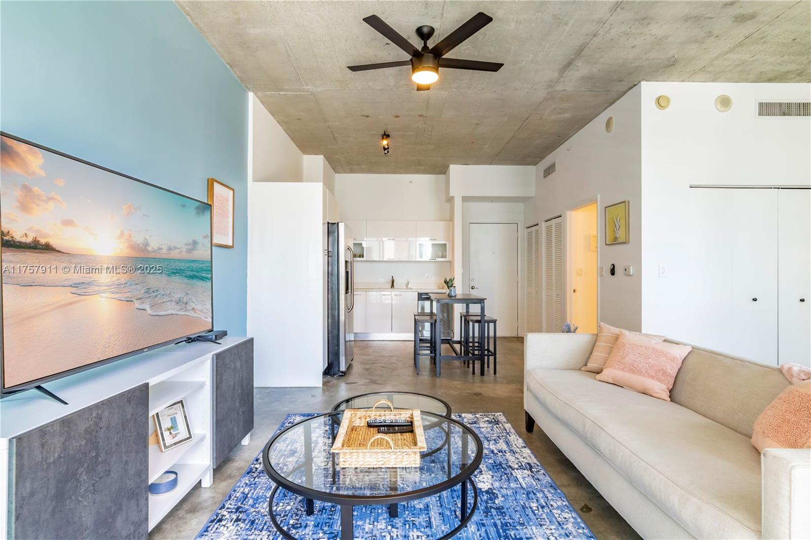 Picture of 133 NE 2Nd Ave # 1703, Miami, FL 33132