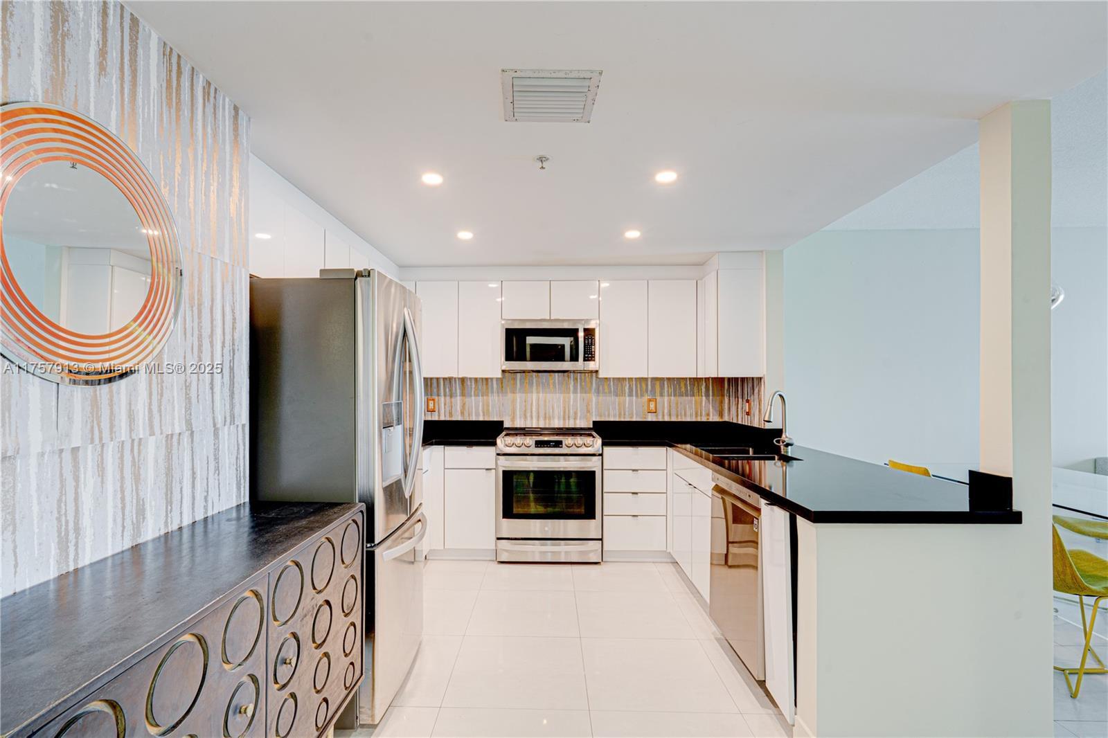 Picture of 1250 S Miami Ave # 1109, Miami, FL 33130