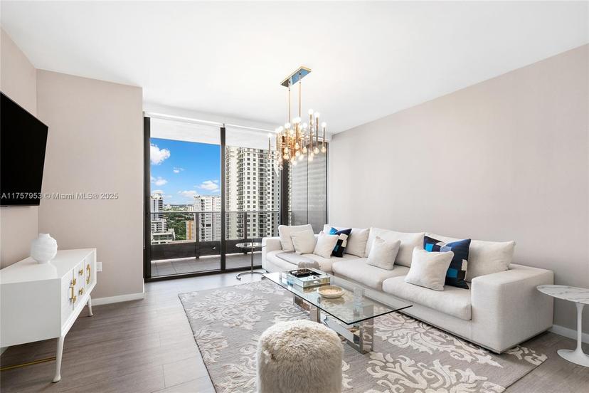 Picture of 1000 Brickell Plz # 2211, Miami FL 33131