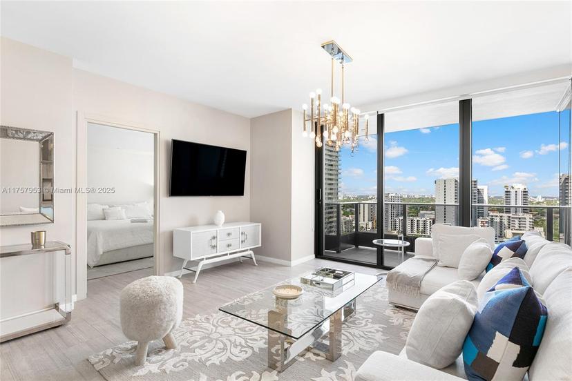Picture of 1000 Brickell Plz # 2211, Miami FL 33131