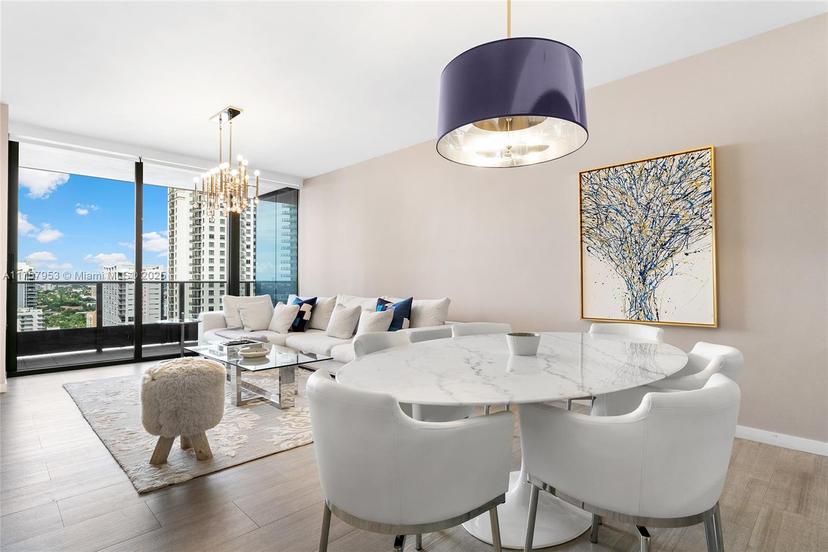 Picture of 1000 Brickell Plz # 2211, Miami FL 33131
