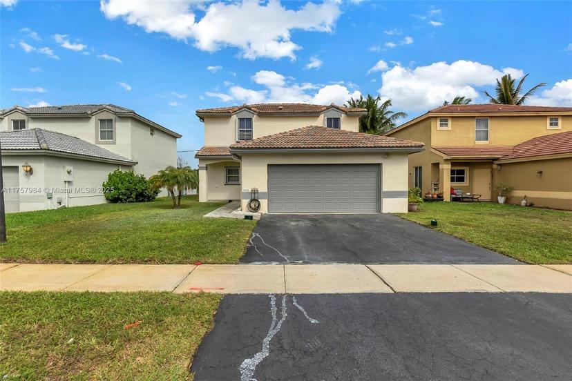 Picture of 1831 NW 184Th Ter, Pembroke Pines FL 33029
