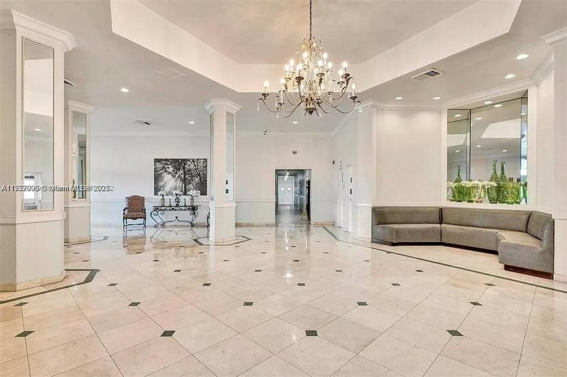 Picture of 1301 NE Miami Gardens Dr # 916W, Miami FL 33179