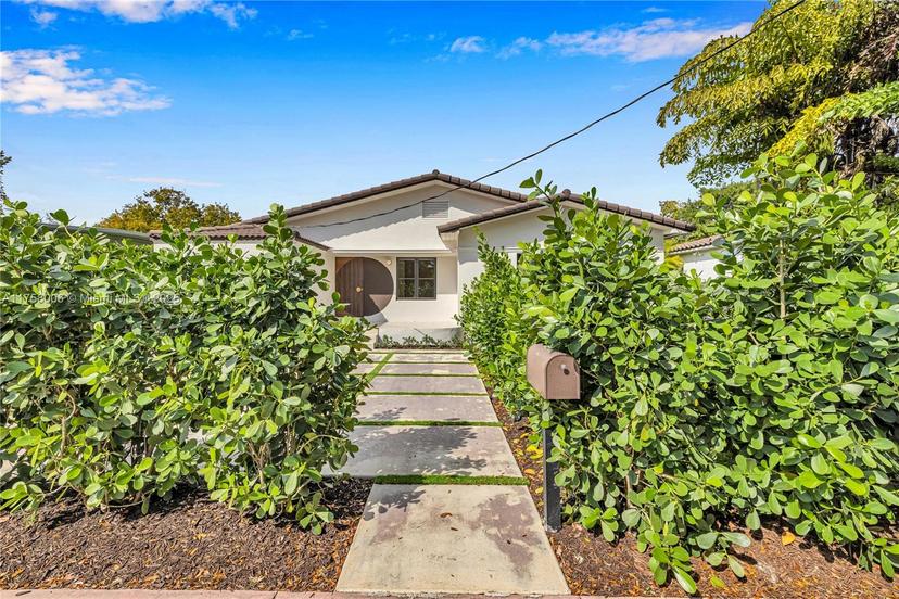 Picture of 1323 Cleveland Rd, Miami Beach FL 33141