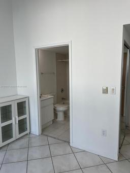 Picture of 16400 Collins Ave # C21, Sunny Isles Beach, FL 33160