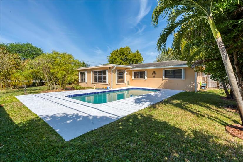 Picture of 5350 Balsam Ter, Plantation FL 33317