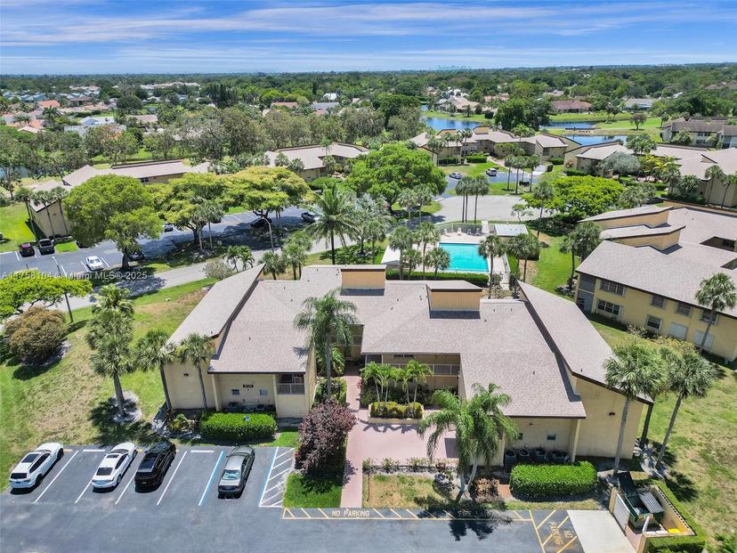 Picture of 8725 Azalea Ct # 202, Tamarac FL 33321